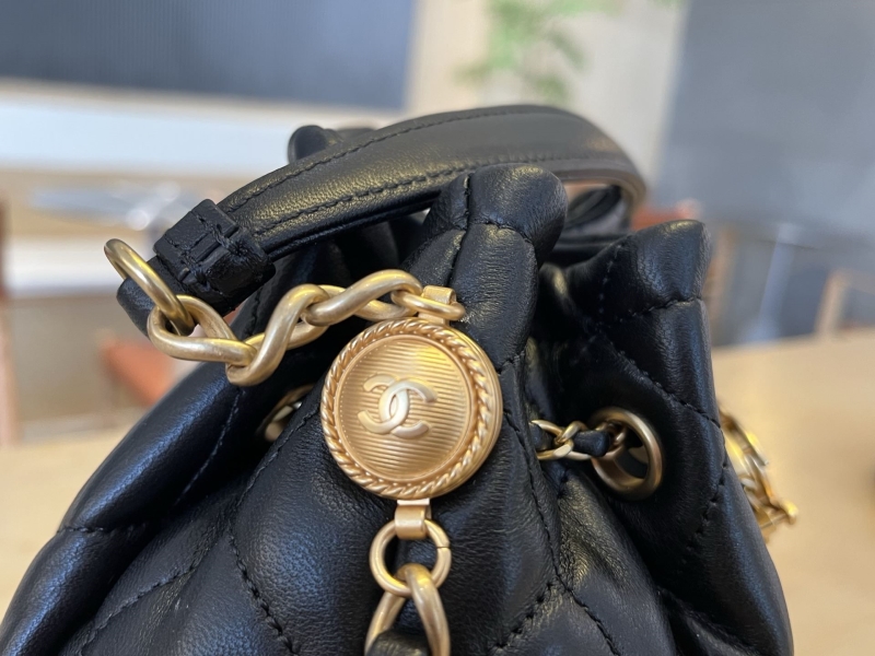 Ch**el bucket bags